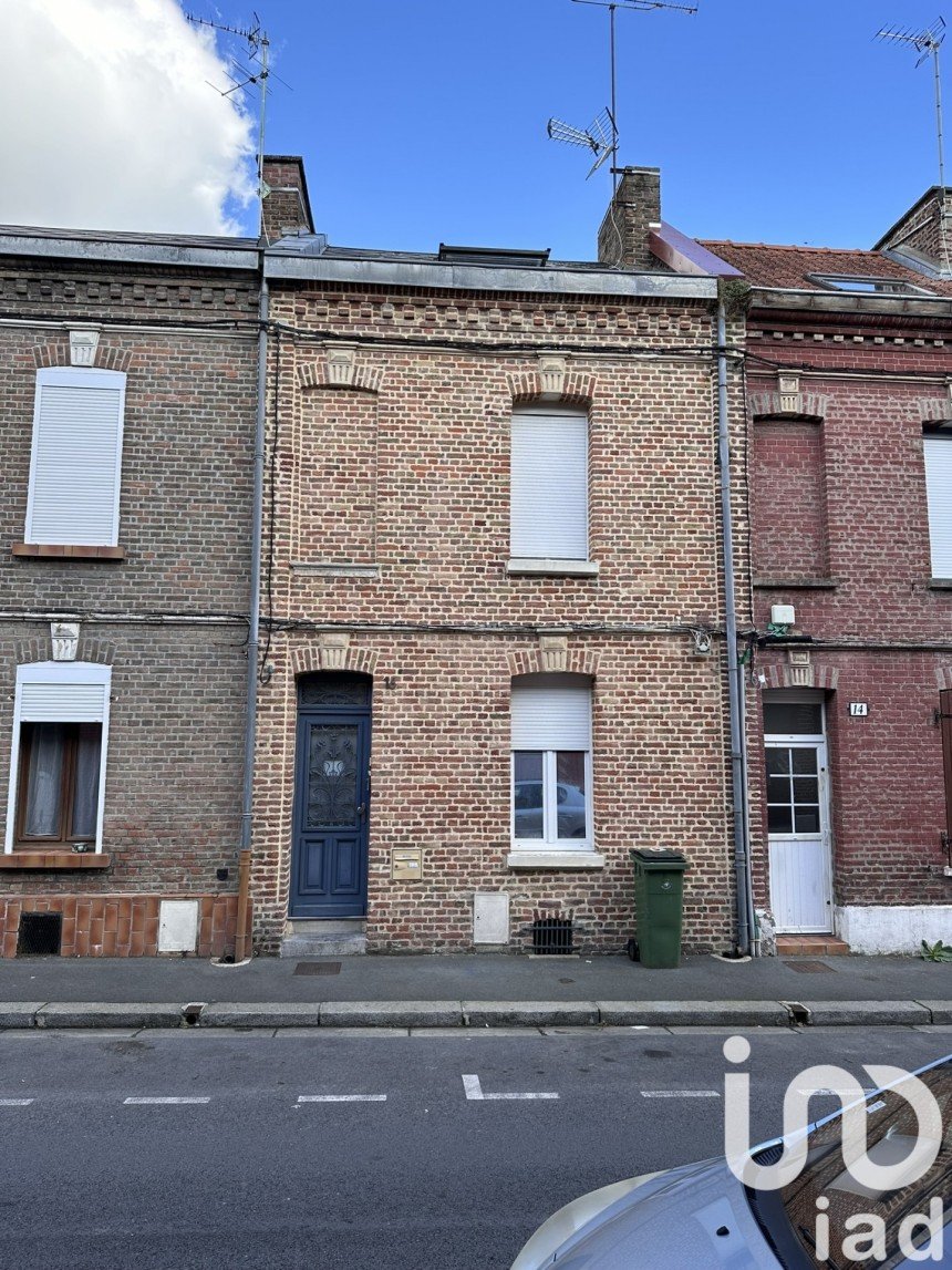 House 4 rooms of 64 m² in Amiens (80090)