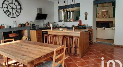 Village house 6 rooms of 221 m² in Libourne (33500)