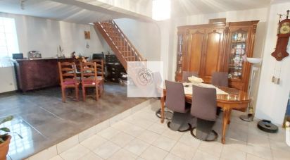 House 6 rooms of 224 m² in Blargies (60220)