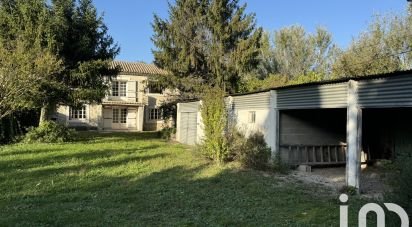 Demeure 5 pièces de 110 m² à Saint-Rémy-de-Provence (13210)