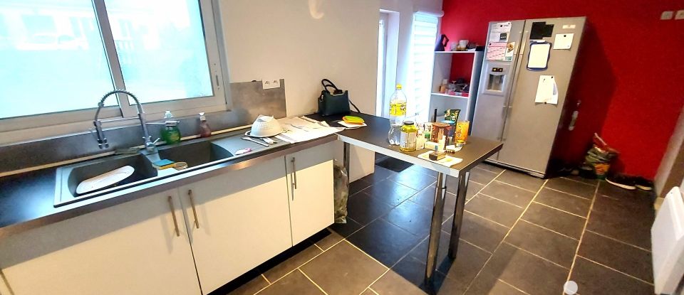 Maison de village 4 pièces de 111 m² à Chavagnes-les-Redoux (85390)