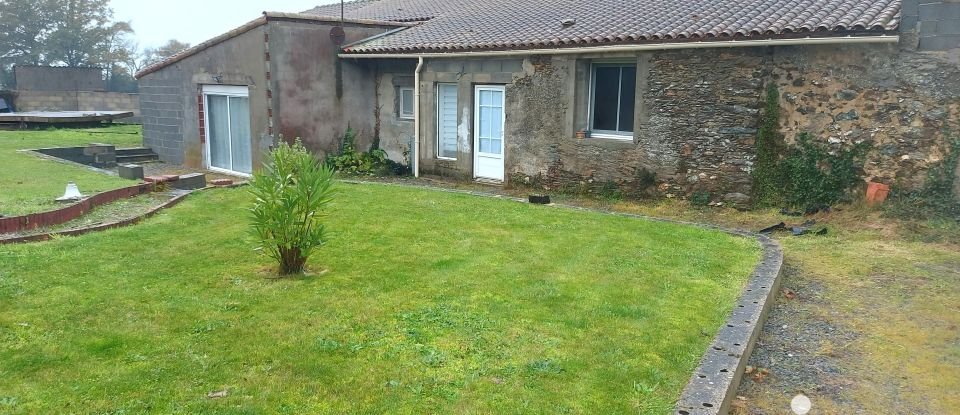 Maison de village 4 pièces de 111 m² à Chavagnes-les-Redoux (85390)