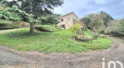 House 7 rooms of 169 m² in Thouars (79100)