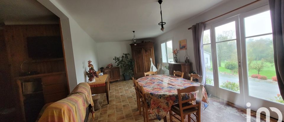 Village house 8 rooms of 150 m² in Largeasse (79240)