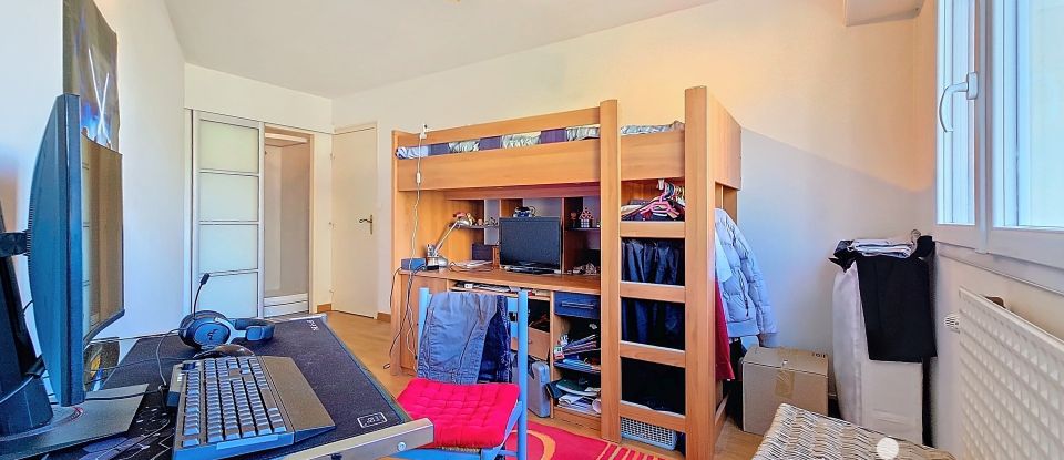 Appartement 5 pièces de 102 m² à Bourges (18000)