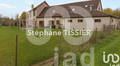 Country house 10 rooms of 240 m² in Paray-le-Monial (71600)