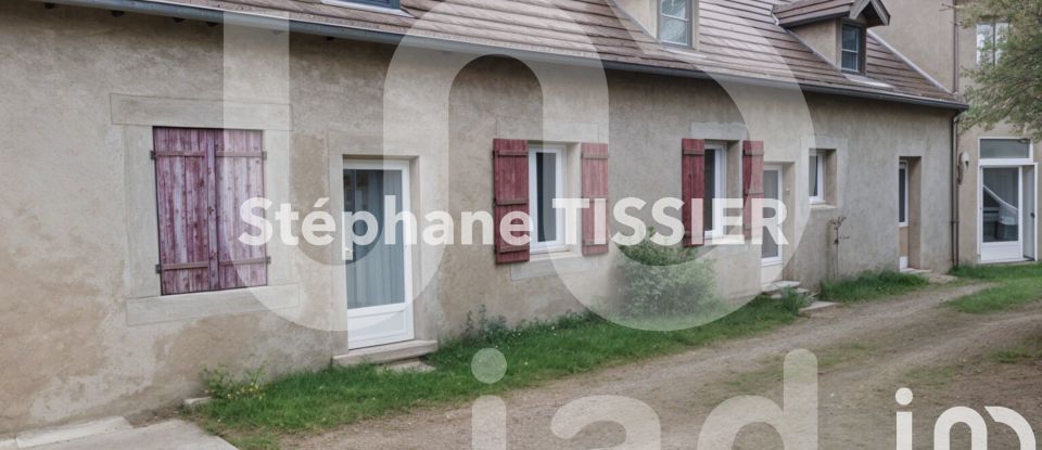 Country house 10 rooms of 240 m² in Paray-le-Monial (71600)