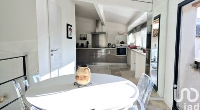 Apartment 3 rooms of 112 m² in L'Isle-sur-la-Sorgue (84800)