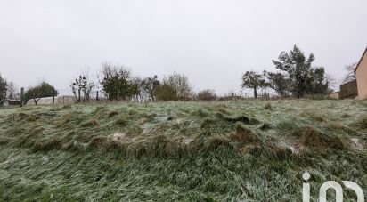 Terrain de 1 210 m² à Fleury-la-Vallée (89113)