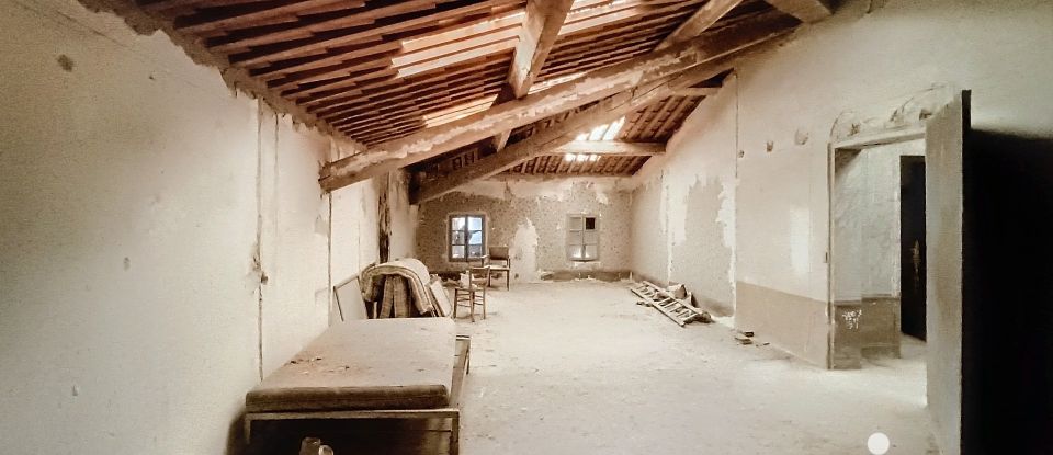 Traditional house 8 rooms of 312 m² in Salles-d'Aude (11110)