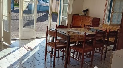 House 5 rooms of 148 m² in Saint-Genest (03310)