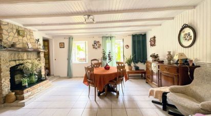 House 4 rooms of 95 m² in Clussais-la-Pommeraie (79190)