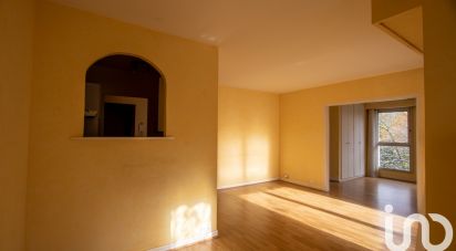 Apartment 3 rooms of 79 m² in Fontainebleau (77300)