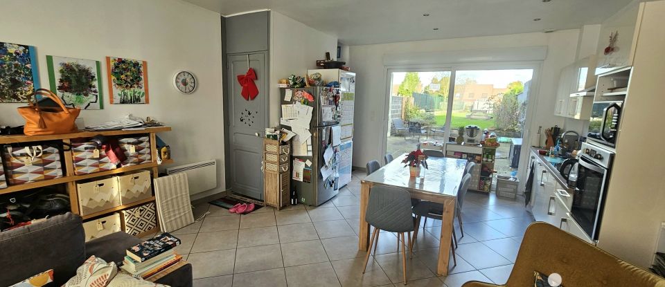 House 4 rooms of 105 m² in Saint-Saulve (59880)