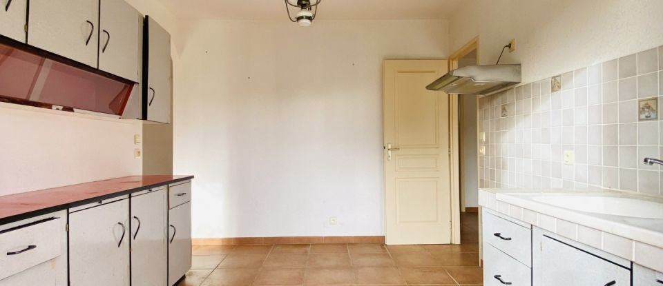 Traditional house 5 rooms of 132 m² in Roquefort-des-Corbières (11540)