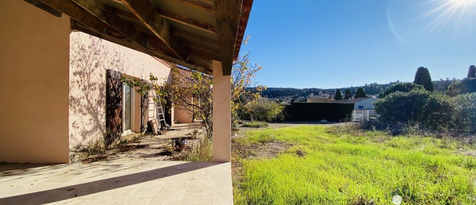 Traditional house 5 rooms of 132 m² in Roquefort-des-Corbières (11540)