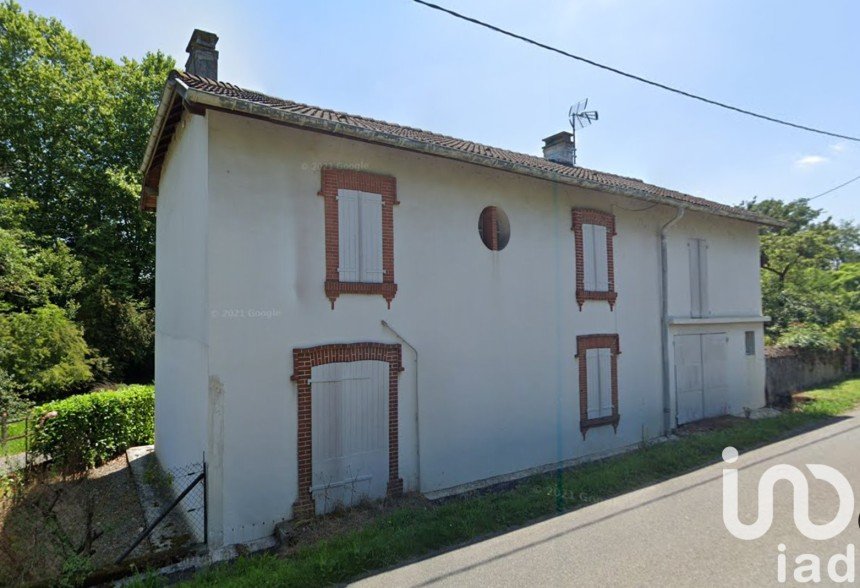 Maison 4 pièces de 84 m² à Séméac (65600)