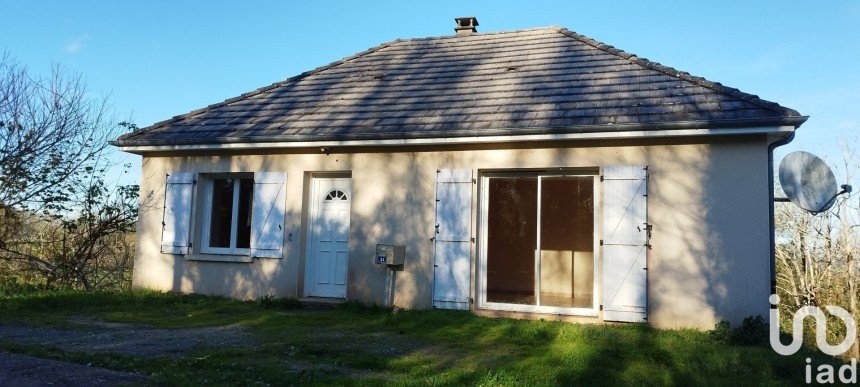 House 4 rooms of 75 m² in Segonzac (19310)