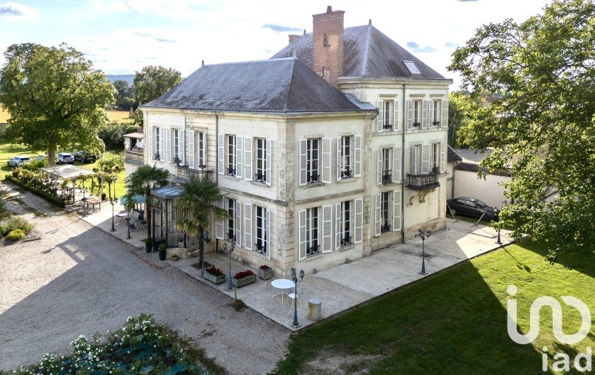 Castle 18 rooms of 765 m² in Taissy (51500)