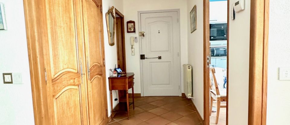 Traditional house 5 rooms of 118 m² in Bagnols-sur-Cèze (30200)