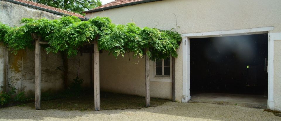 Maison 6 pièces de 163 m² à Bourbonne-les-Bains (52400)