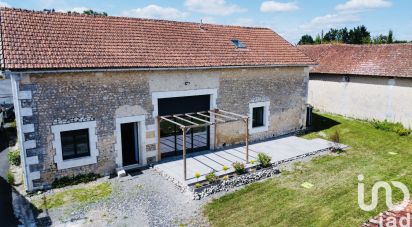 House 8 rooms of 222 m² in CÔTEAUX DU BLANZACAIS (16250)