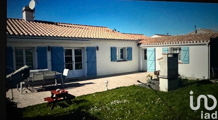 House 5 rooms of 112 m² in Barbâtre (85630)