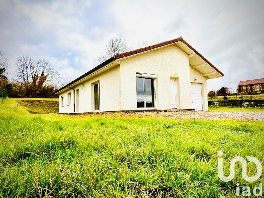 Maison 4 pièces de 105 m² à Viry (39360)