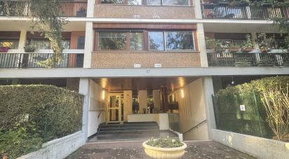 Apartment 4 rooms of 84 m² in Chilly-Mazarin (91380)