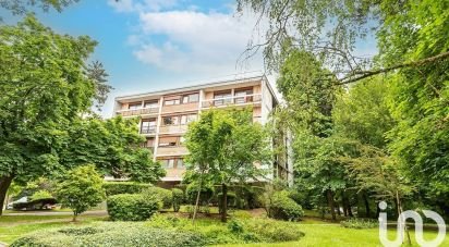 Apartment 4 rooms of 84 m² in Chilly-Mazarin (91380)