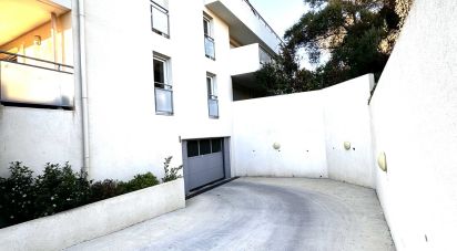 Apartment 3 rooms of 84 m² in La Garde (83130)