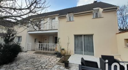 Traditional house 8 rooms of 152 m² in Tremblay-en-France (93290)