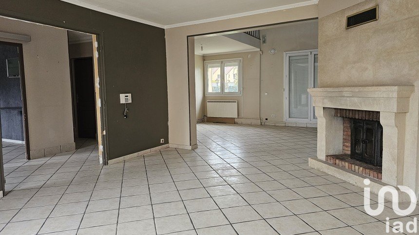 Immeuble de 220 m² à Domont (95330)