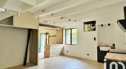 Maison 4 pièces de 79 m² à Aigre (16140)