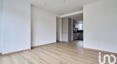 Apartment 3 rooms of 49 m² in Lille (59800)