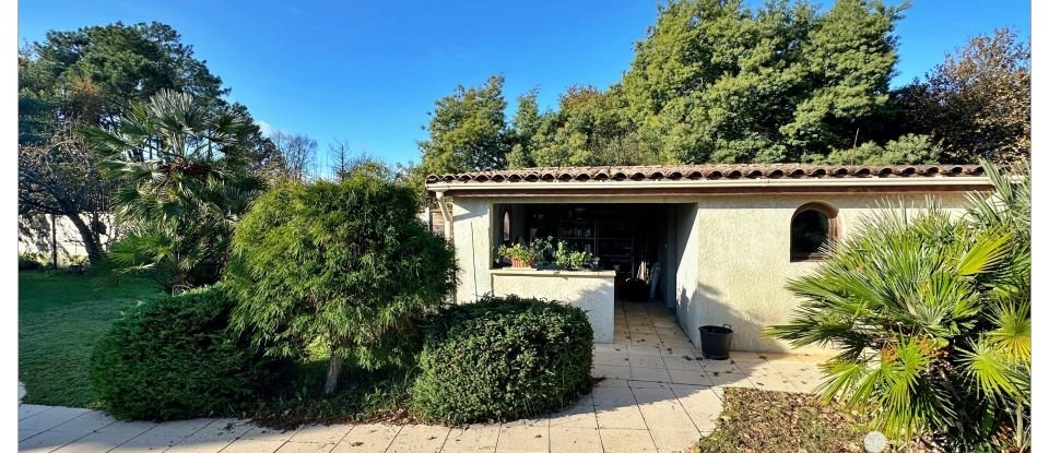 House 7 rooms of 192 m² in Lège-Cap-Ferret (33950)