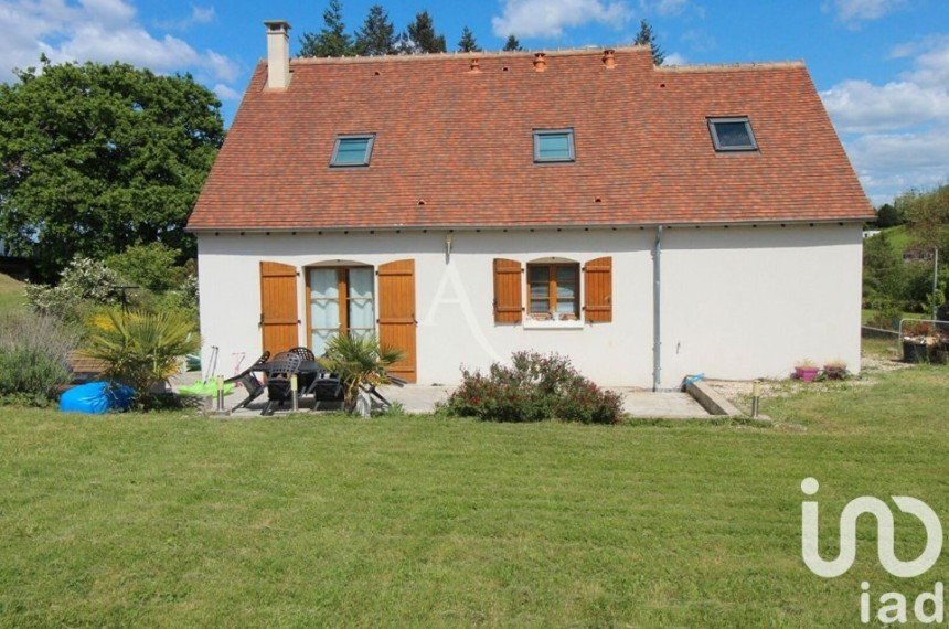 House 5 rooms of 110 m² in Saint-Aignan (41110)