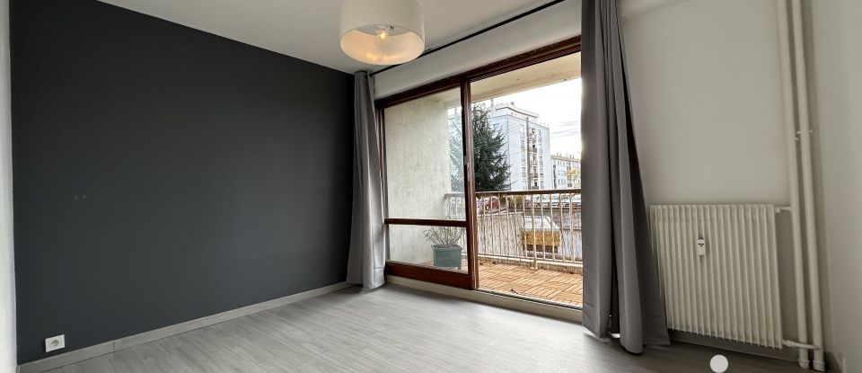 Apartment 3 rooms of 72 m² in Orléans (45100)