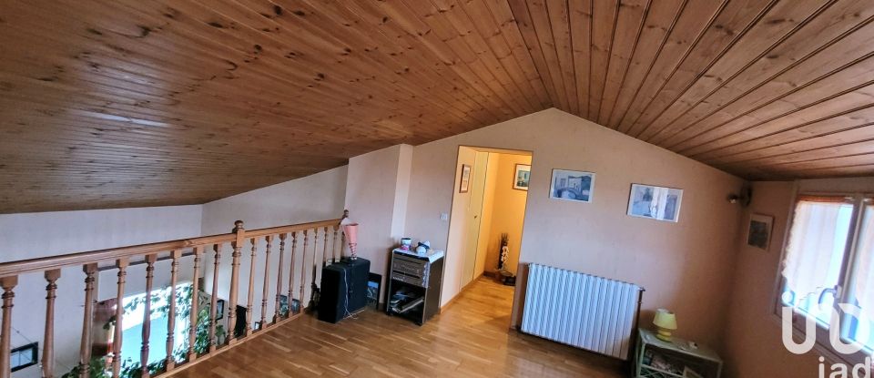 Maison 7 pièces de 157 m² à Monsireigne (85110)