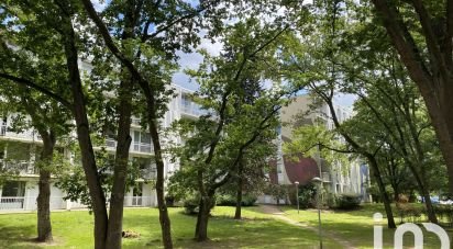 Apartment 3 rooms of 67 m² in Cergy (95000)