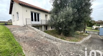 House 6 rooms of 123 m² in Châtillon-sur-Thouet (79200)