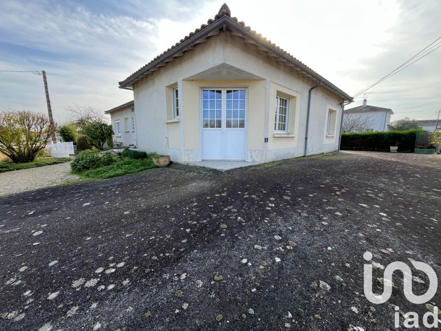 Maison 5 pièces de 143 m² à Châtillon-sur-Thouet (79200)