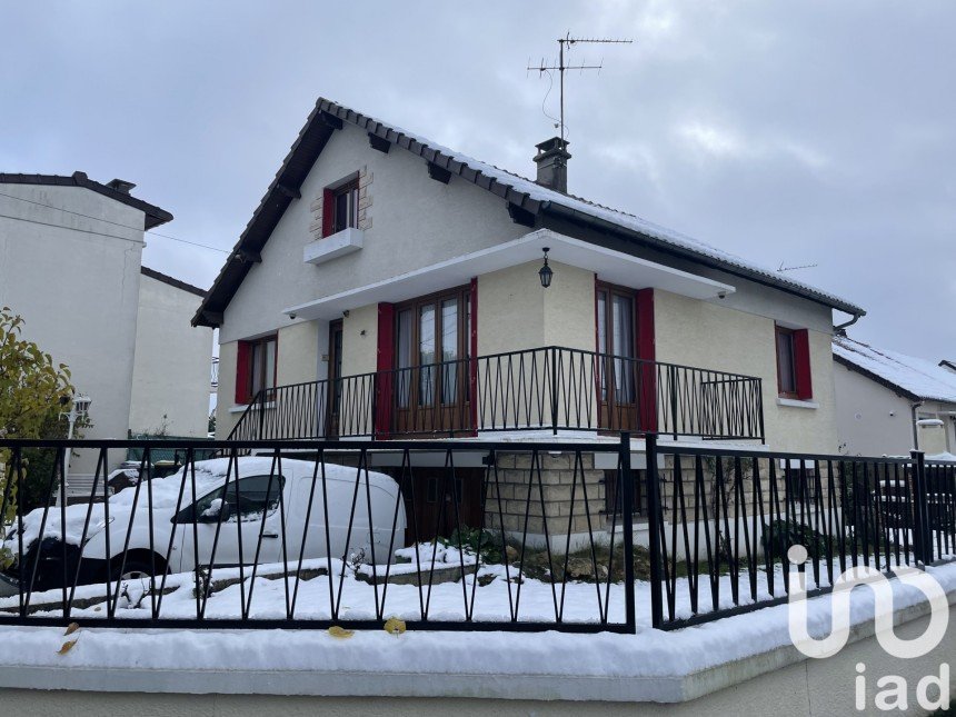 Maison traditionnelle 6 pièces de 120 m² à Goussainville (95190)