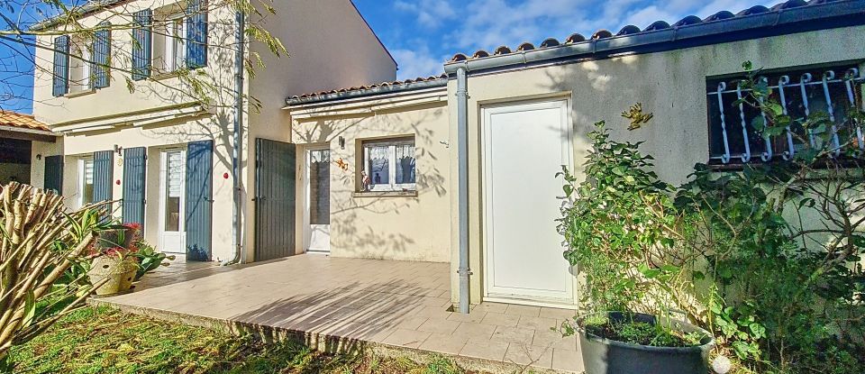 Maison 4 pièces de 97 m² à Vergeroux (17300)