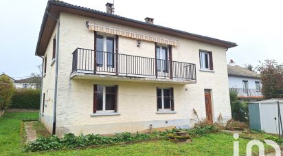 Maison 6 pièces de 132 m² à Sansac-de-Marmiesse (15130)