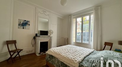 Apartment 3 rooms of 81 m² in Paris (75015)