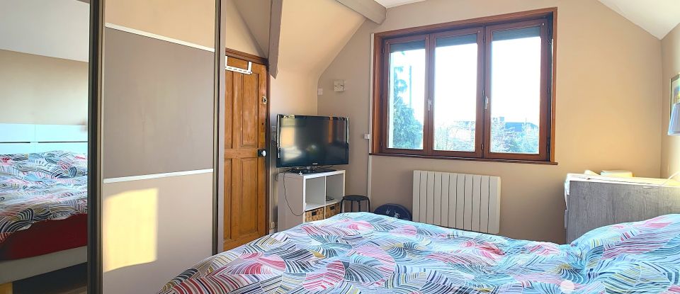 House 4 rooms of 130 m² in Mons-en-Pévèle (59246)