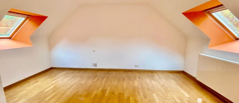 Longère 7 pièces de 164 m² à Laurenan (22230)