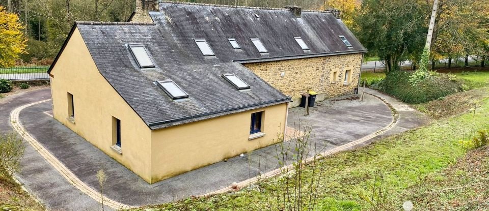 Longère 7 pièces de 164 m² à Laurenan (22230)