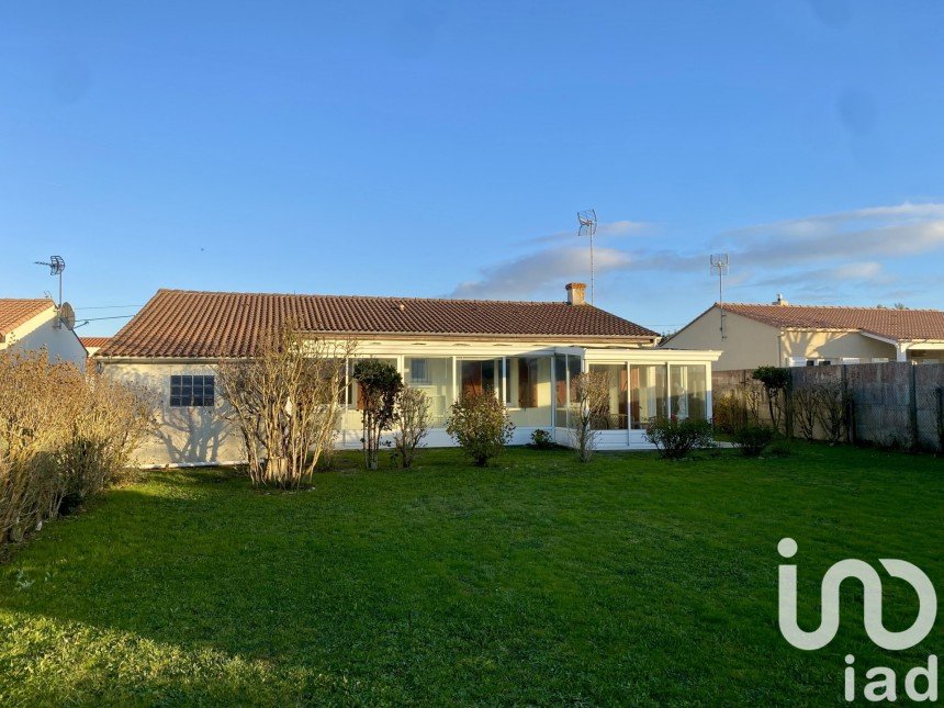 Maison traditionnelle 3 pièces de 77 m² à Jard-sur-Mer (85520)